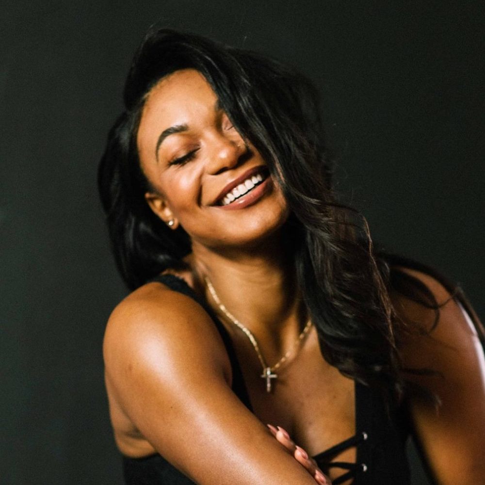 Meet your Posher, Charron